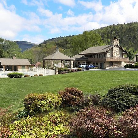 Talley Ho Inn Townsend Exterior photo